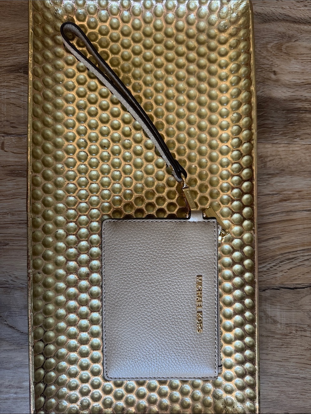 Michael Kors Pebble Leather Wristlet Card Case in Light Beige
